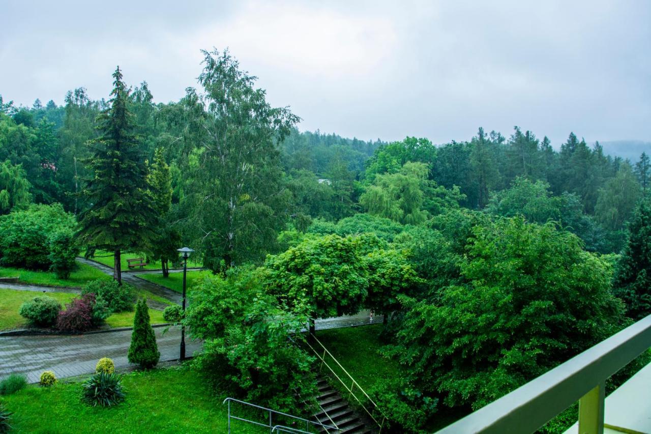 Hotel Ziemowit à Jarnołtówek Extérieur photo