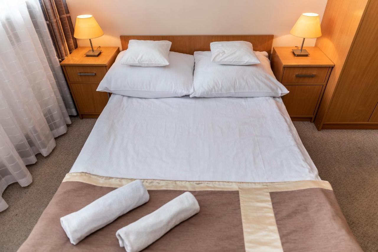 Hotel Ziemowit à Jarnołtówek Extérieur photo