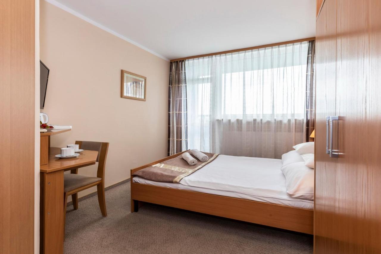 Hotel Ziemowit à Jarnołtówek Extérieur photo