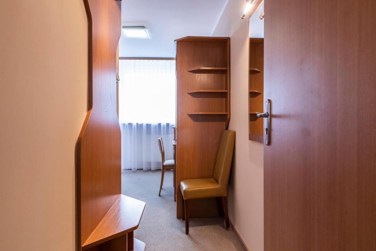 Hotel Ziemowit à Jarnołtówek Extérieur photo