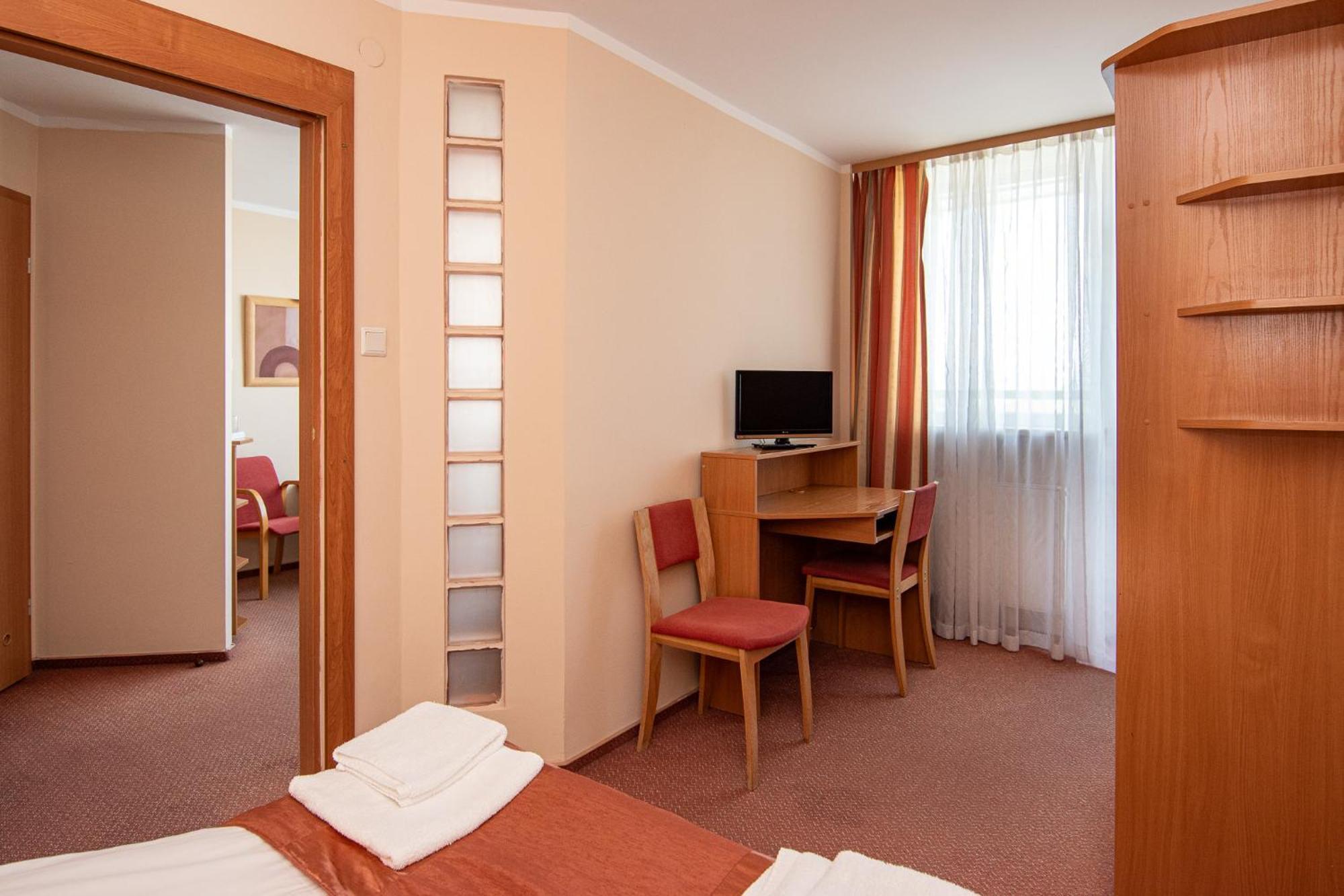 Hotel Ziemowit à Jarnołtówek Extérieur photo